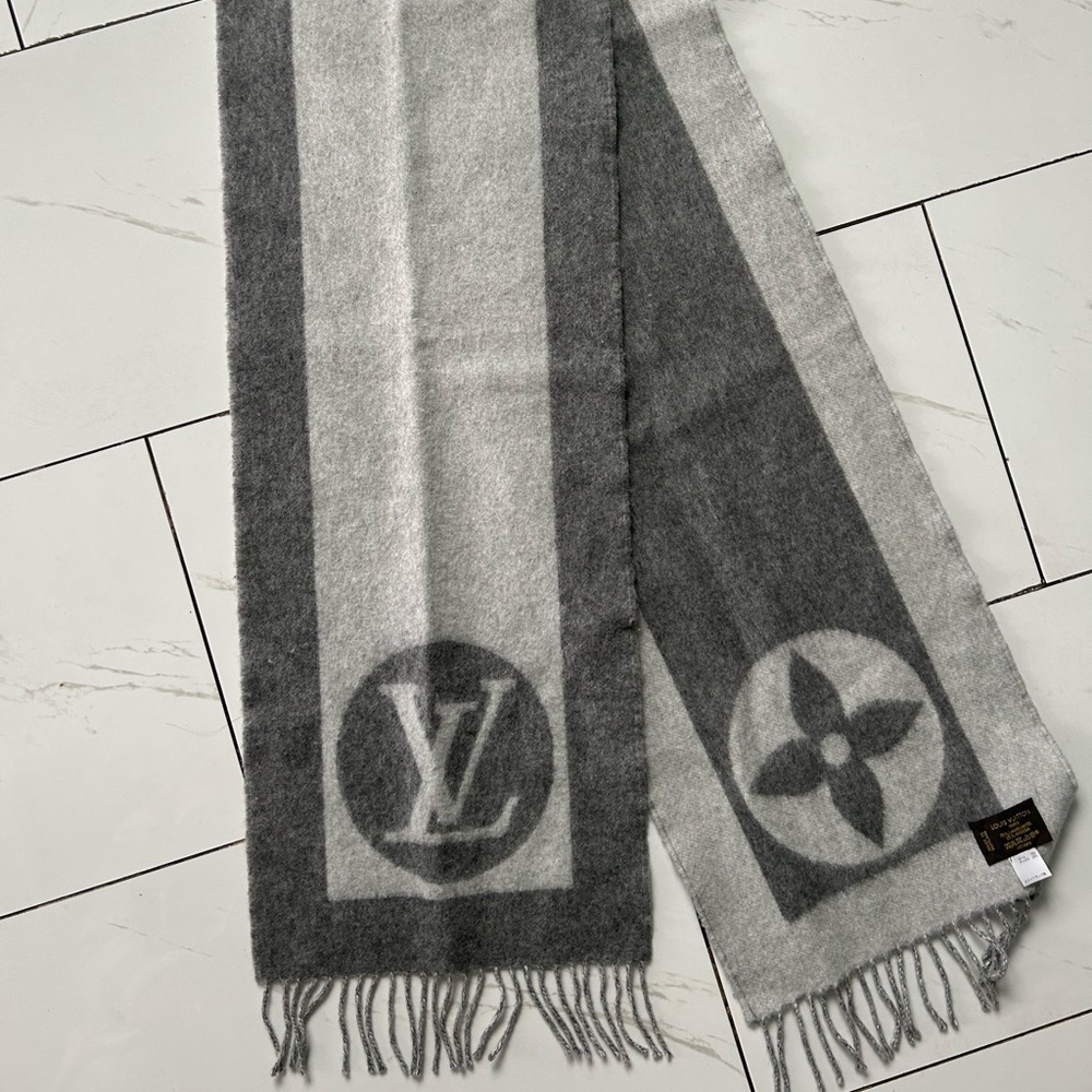 Louis Vuitton Scarf